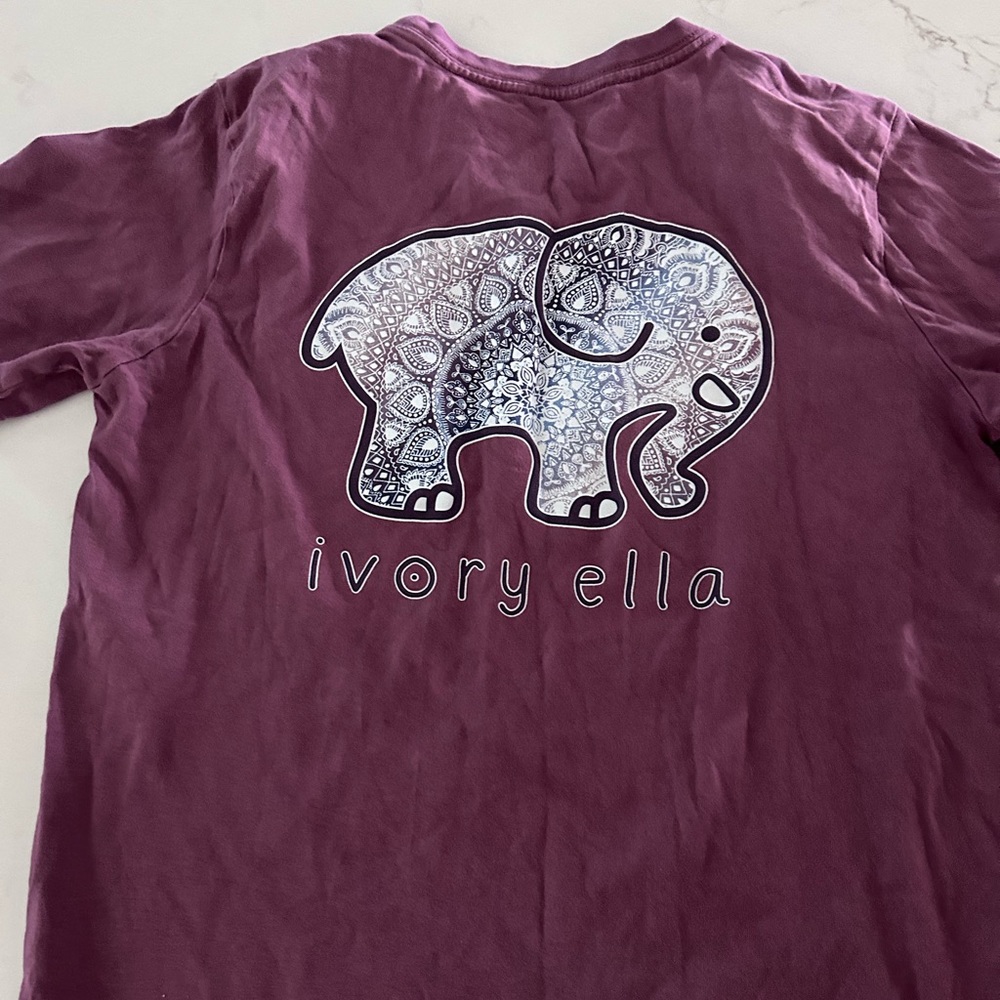 Short sleeve tee